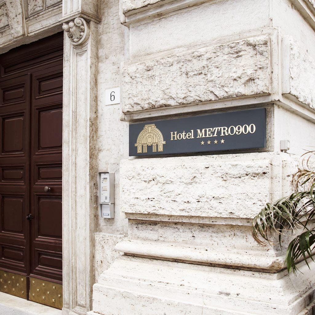 บูทิก โฮเทล เมโทร 900 Hotel เนเปิลส์ ภายนอก รูปภาพ
